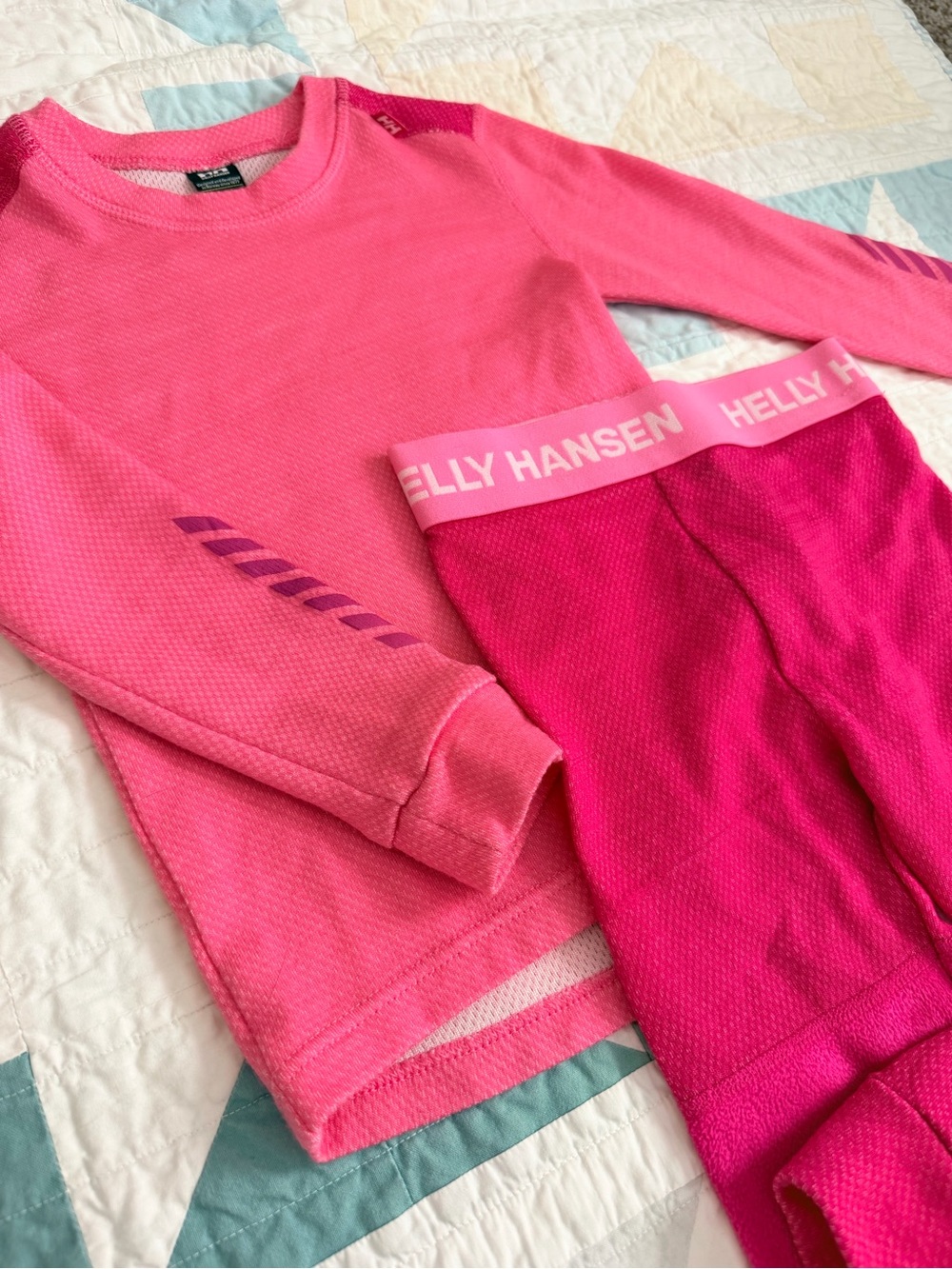 Helly Hansen 3T girls Pink & Magenta Thermal Pajama Set